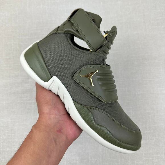 🫒 2018 Jordan Generation 23 "Medium Olive" 11M - Picture 1 of 5